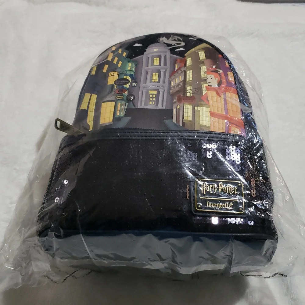 Loungefly Harry Potter Diagon Alley Mini Backpack - Black‎